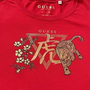 Guess tee 🐅